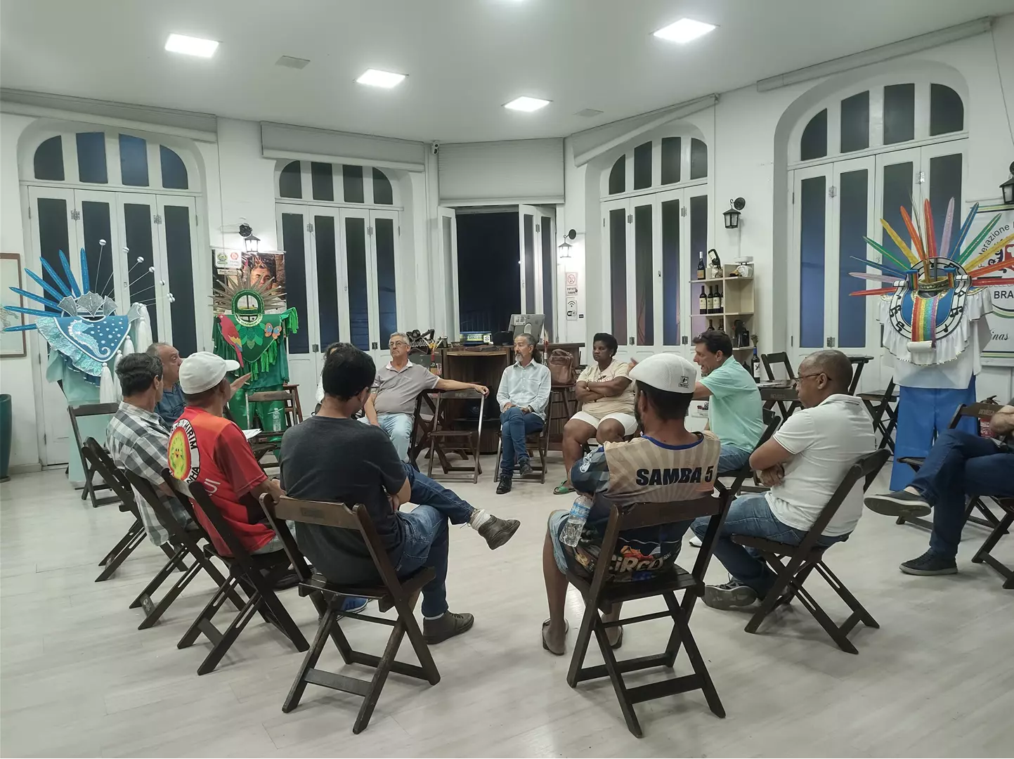 Departamento de Cultura de Santos Dumont se reúne com representantes de blocos e escolas de samba